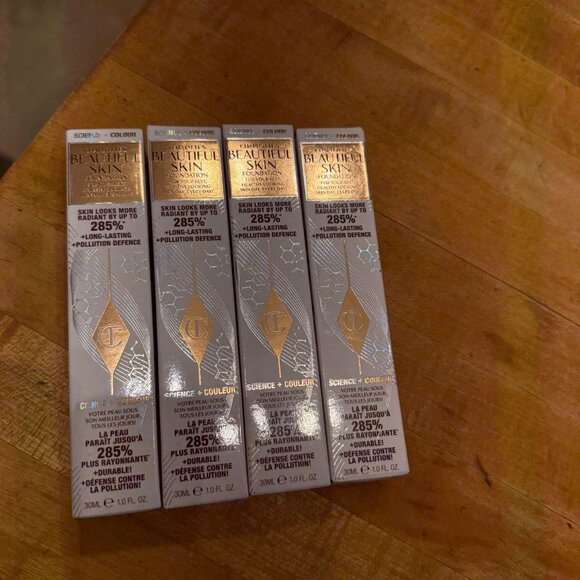 Charlotte Tilbury Beautiful Skin Foundation - Picture 2 of 4